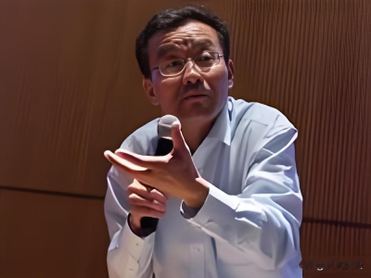 复旦大学教授王德峰再次语出惊人！他曾说：“我们再次出现了如孙中山当年说的‘一盘散