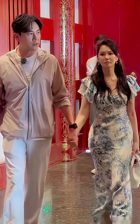 为什么伊能静医美花了二十二万，脸还是凹了？她自己承认做过水光和紧致项目，重点盯着