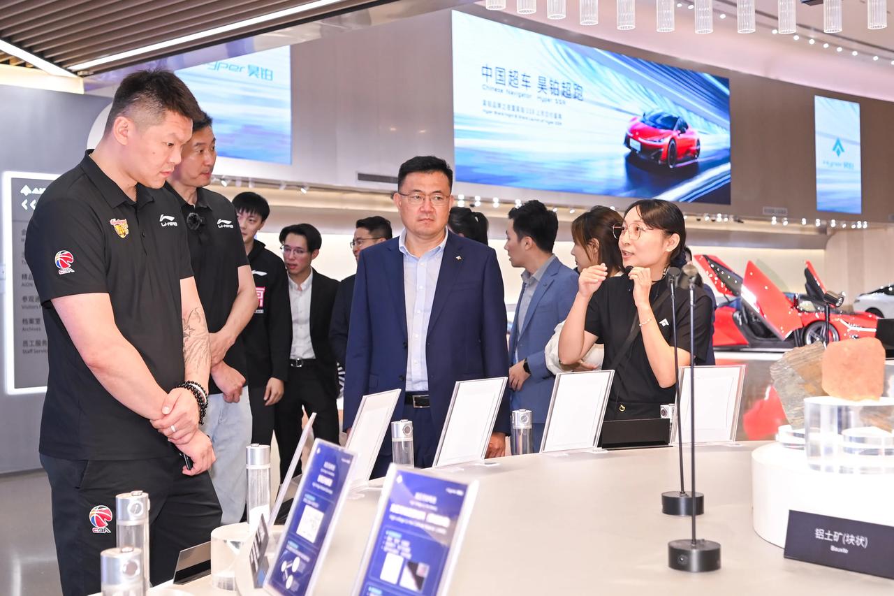 昊铂惊艳神级操作，成宏远队最强金主
都2023了，说起超级跑车你该不会只知道兰博