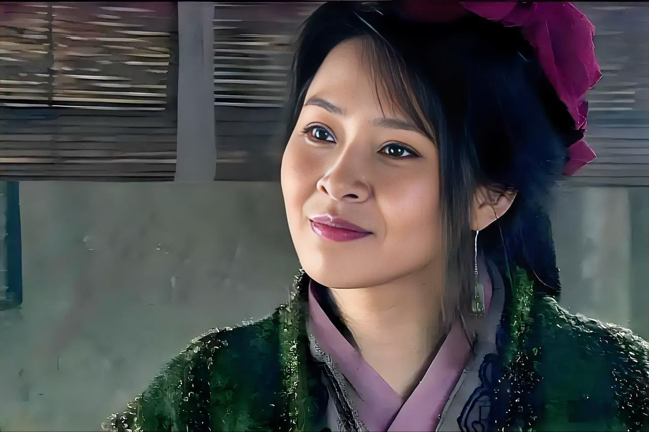 刘邦功成名就后，特意返回了生他养他的沛县，一心想把曾经相濡以沫的红颜知己曹氏接入