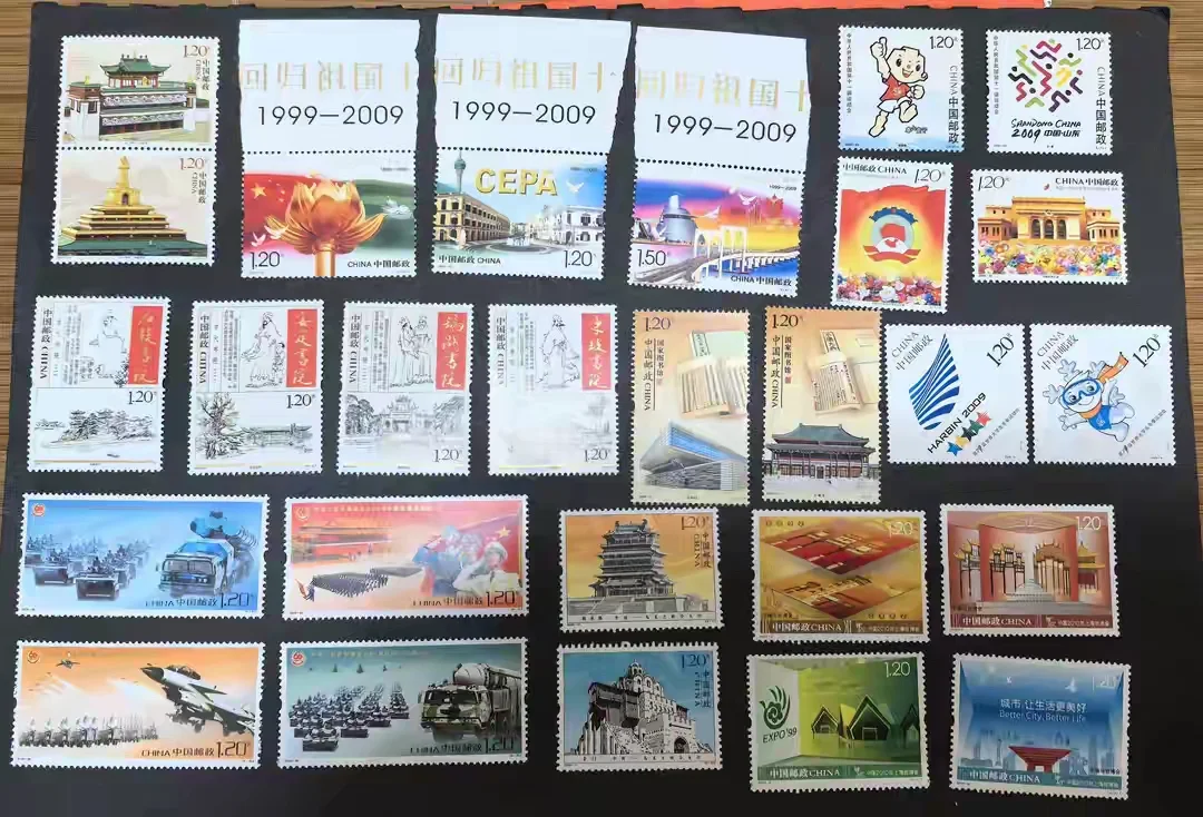 编年邮票很多打五折，邮寄包裹和信件使用