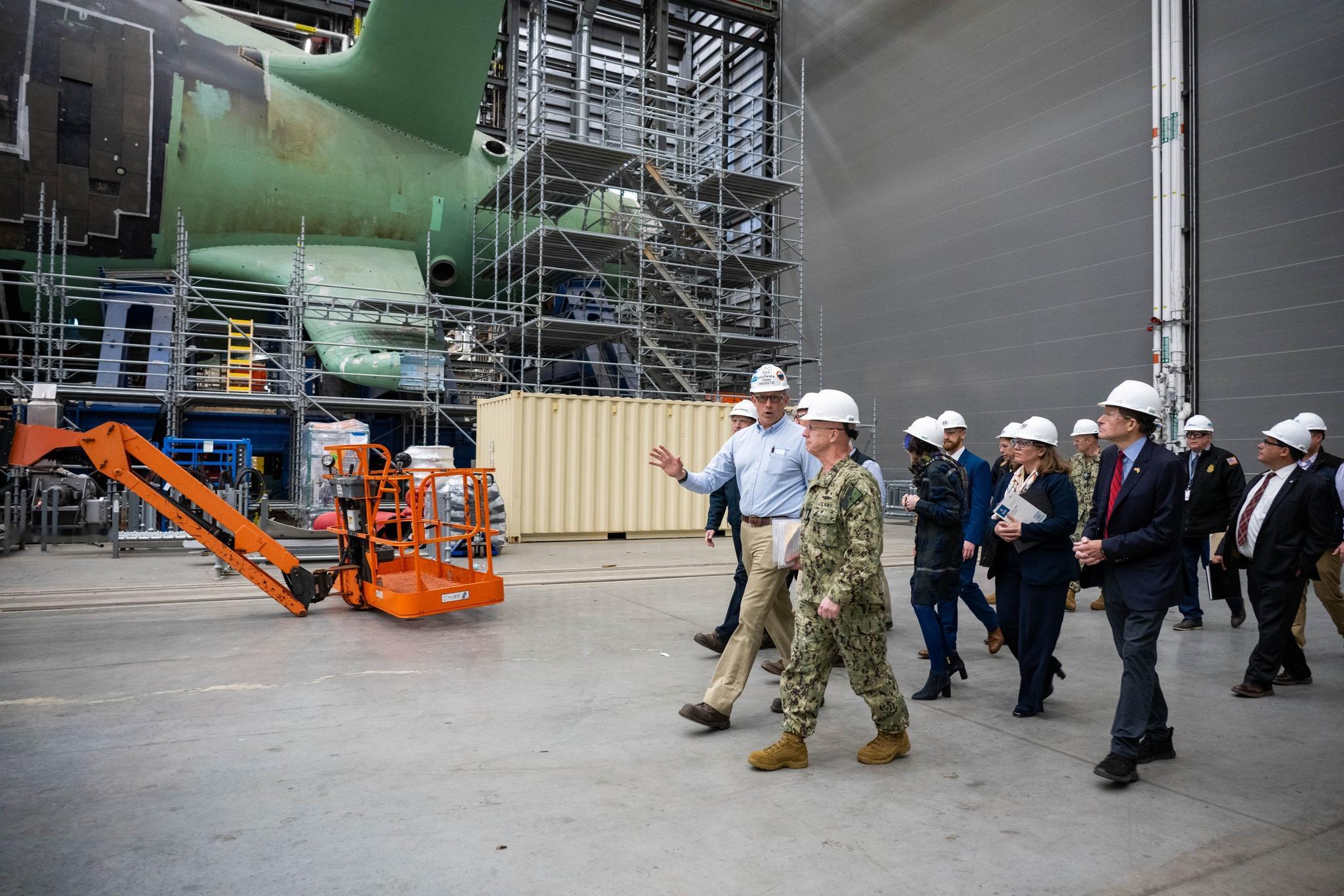 美国康涅狄格州格罗顿的通用动力电船造船厂：中外舰闻 【图1】美国下一代“哥伦比亚