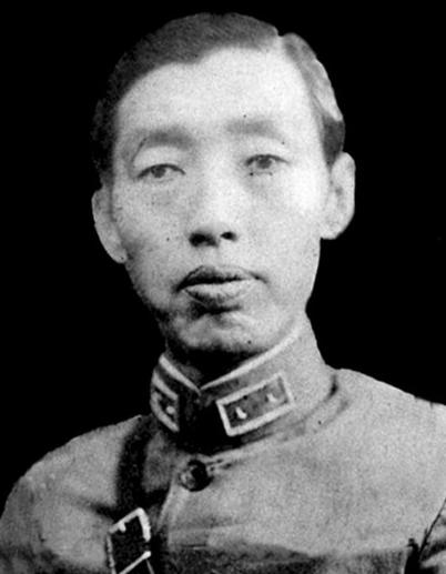1929年12月，唐生智、石友三起兵讨蒋。为了留后路，唐生智给老蒋的电报中自称“