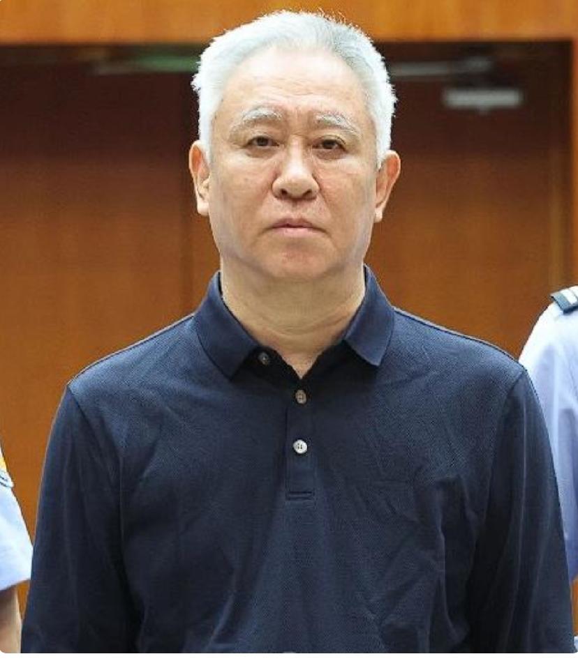 许家印被判无期，
很多人没注意到判决里的一个细节，

判决明确：退赔被害人的损失