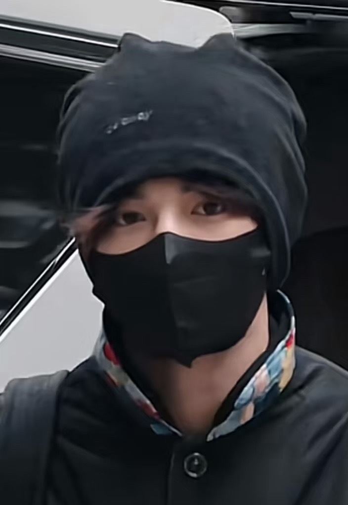 丁禹兮还我脸颊肉丁禹兮还我脸颊肉啊，开机对比现在直接瘦了一圈！丁禹兮瘦了一圈