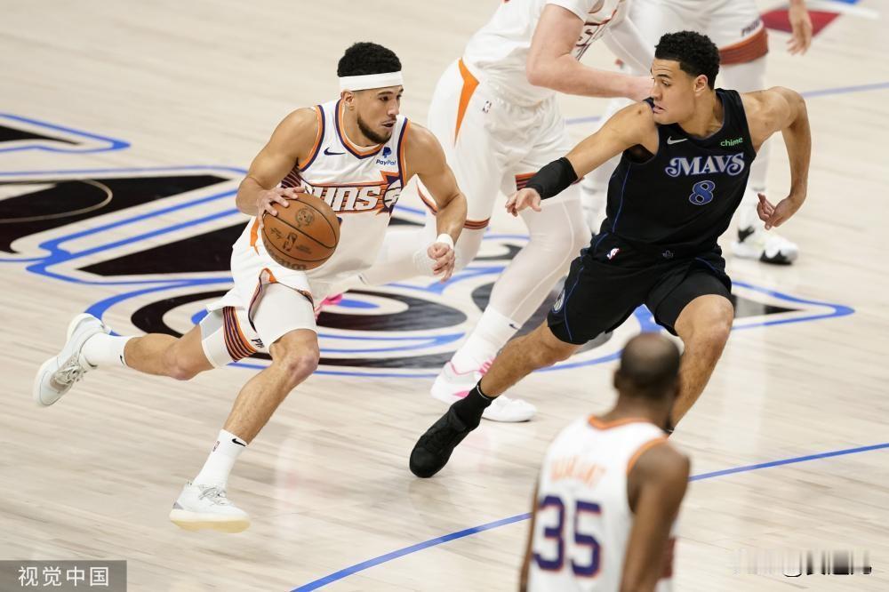 布克46分东契奇34+9 太阳客场大胜独行侠
北京时间1月25日，NBA常规赛继