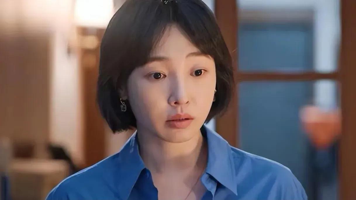 #《好团圆》剧情中，向前是家庭的顶梁柱，是父母姐妹的主心骨，她是一个地道善良的、