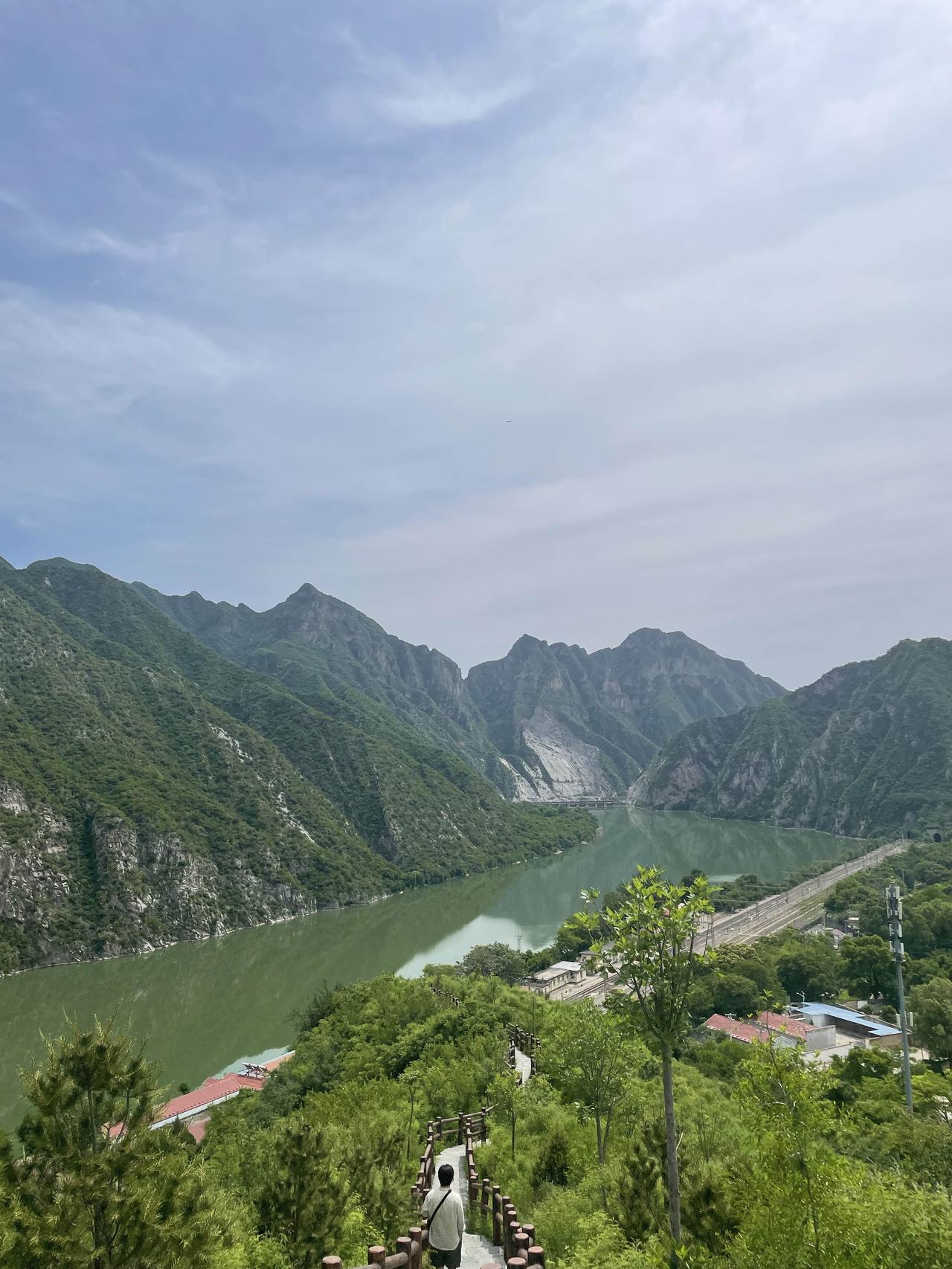 门头沟区落坡岭景区，你去过吗？
上个月我开车带老伴去了一次门头沟落坡岭。过去去灵