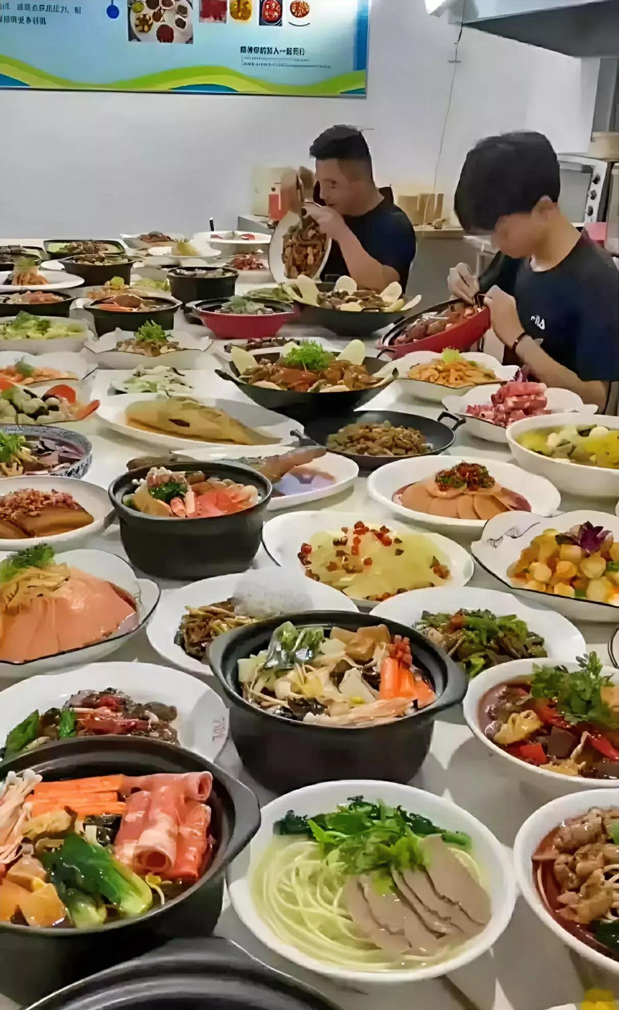 原来这些是道具啊，做的真像，我被电视骗了这么多年