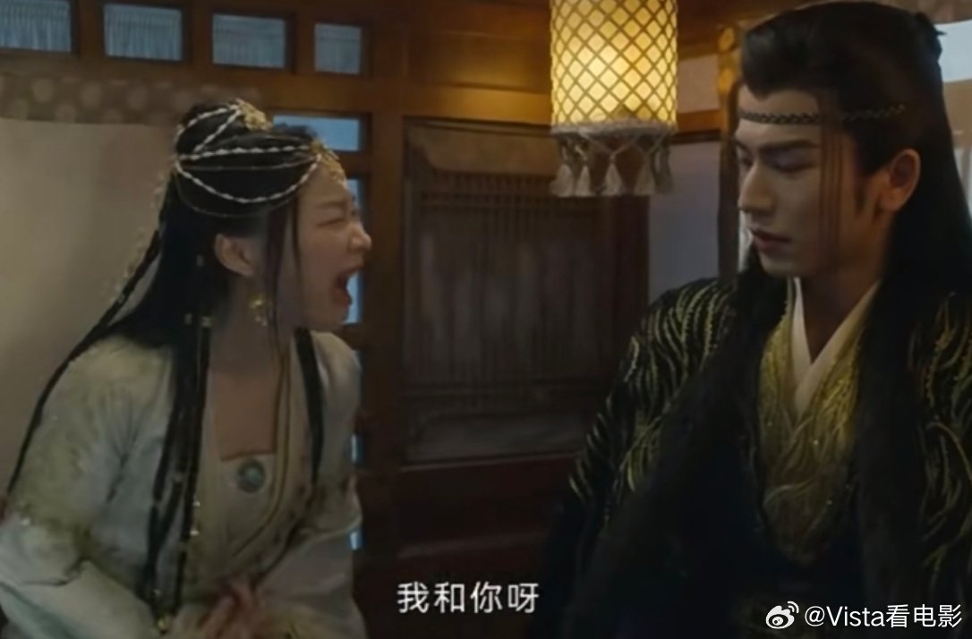 金靖回复张凌赫谢谢我的站哥张凌赫只要和金靖同框出现，就会变得特别好笑这个姐弟组合