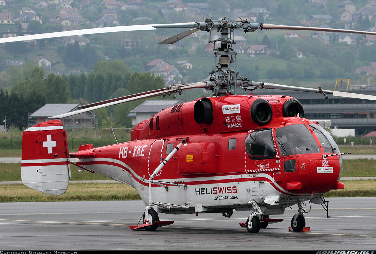 烽火问鼎计划每天认识一件兵器 瑞士Heliswiss公司使用的卡-32系列运输直