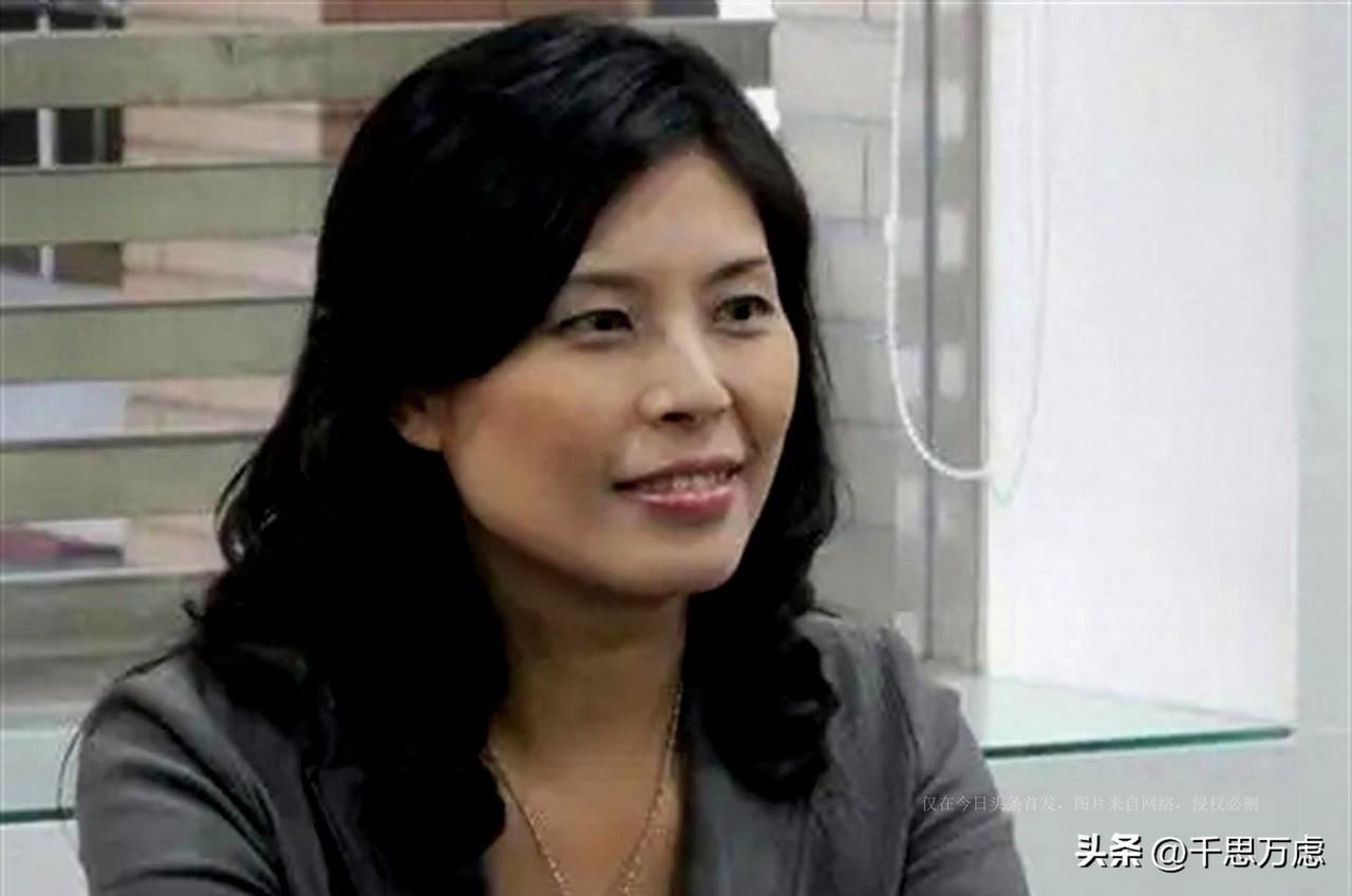 别被当枪使了还蒙在鼓里！
近期，网上对国民党主席郑丽文批判的声音较多，甚至出现一