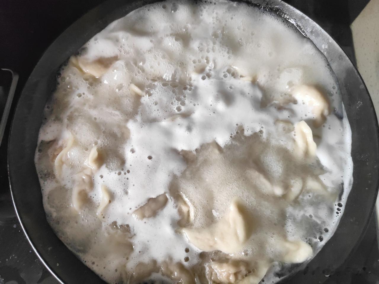 晒图笔记大赛中秋假期到了，难得有空闲时间，今天终于在假期里吃上一顿自己亲手包的肉