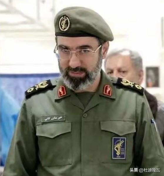 还能这样解释，真是太绝了！
有一个帖子认为哈梅内伊才是美以轰炸伊朗的最大赢家，美