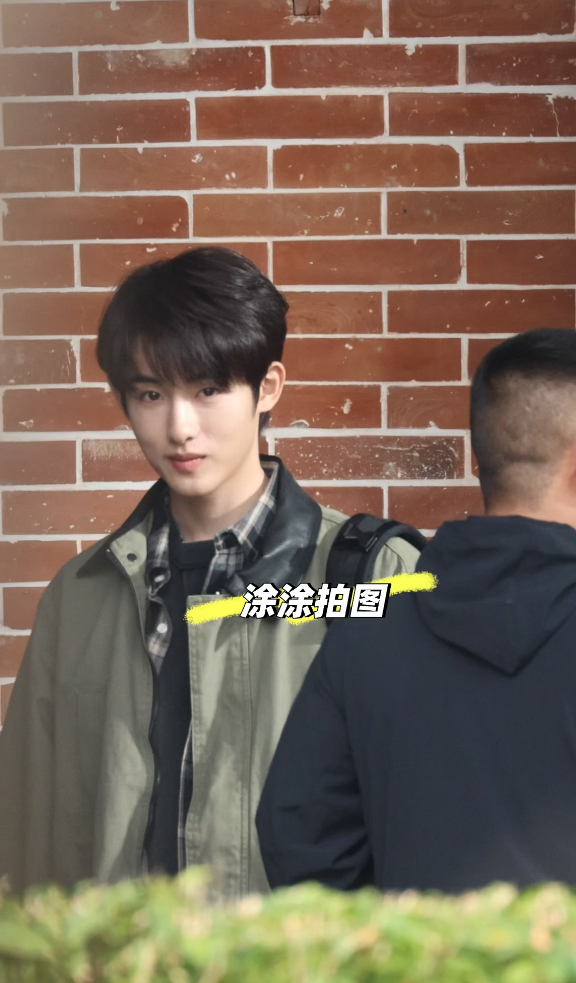 杨超越董思成新剧首套妆造杨超越董思成今天是太阳雨造型路透燥候《今天是太阳雨》 