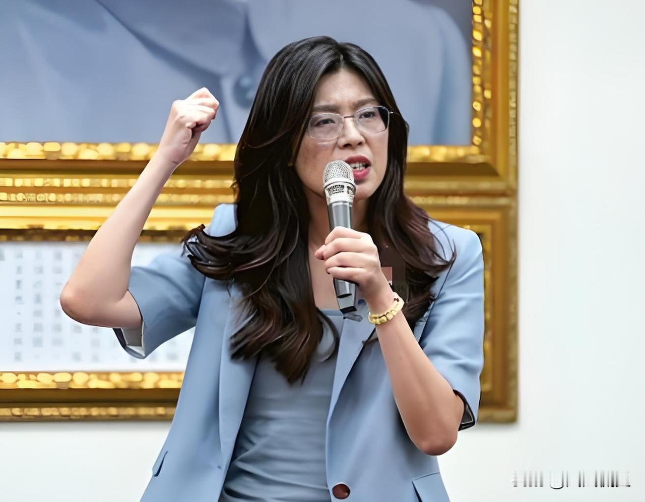 7月30日，中国国民党主席郑丽文对外公布消息，计划以个人名义向日本熊本地震灾区进