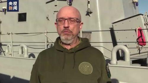 终于，不装了。

12天，整整12天。

谢韦尔斯克失守，整整拖了12天，乌克兰