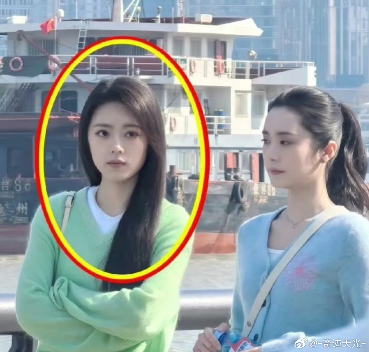 有没有人懂？赵今麦实际长这样！真的和素人有壁... ​​​