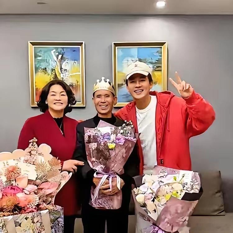 我不羡慕欧豪拿下多少票房。我也不羡慕他后来有多红。看完欧豪和姐姐这件事才知道，原