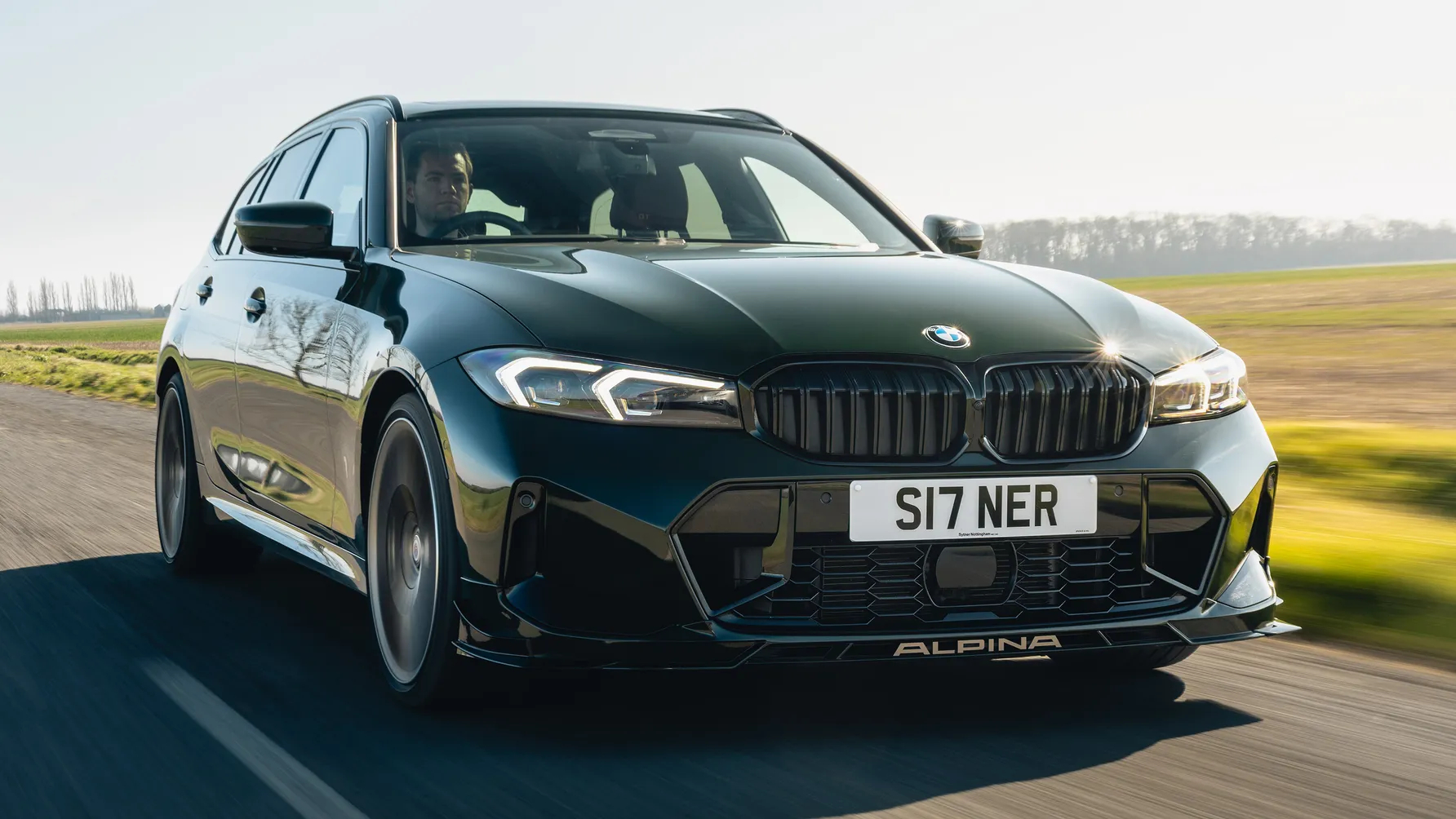 等到2026年，ALPINA品牌会正式归到宝马集团旗下，而这款B3 GT Tou