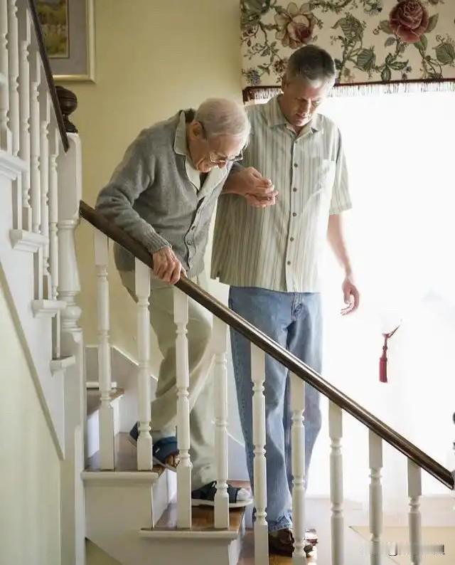 一位长寿老人说：“千万不要盼着自己活到100岁，也不必活到90岁以上，到了那个年