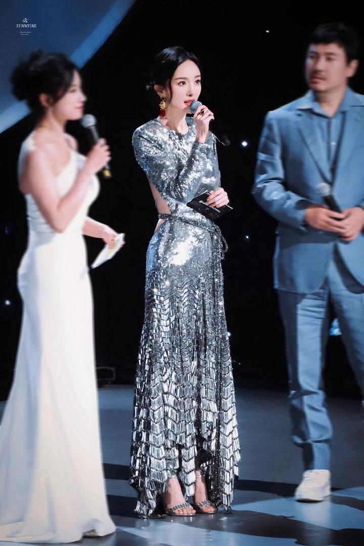 杨幂 