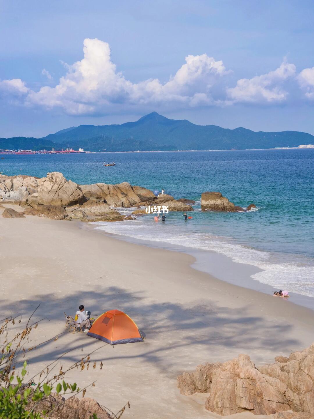 别挤桔钓沙！深圳人少免费的玻璃海来了