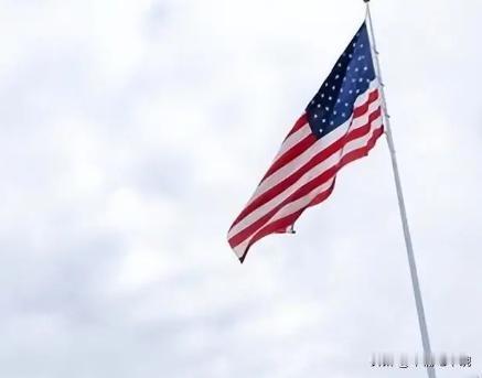 不要低估了美国开战的决心，现在它之所以没和中国开战，是因为还有资本撑着在耗，但要