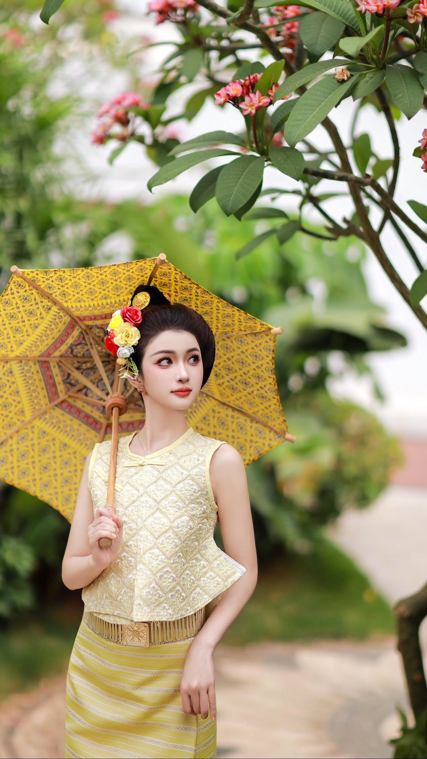 今天是奶油系的穿搭。