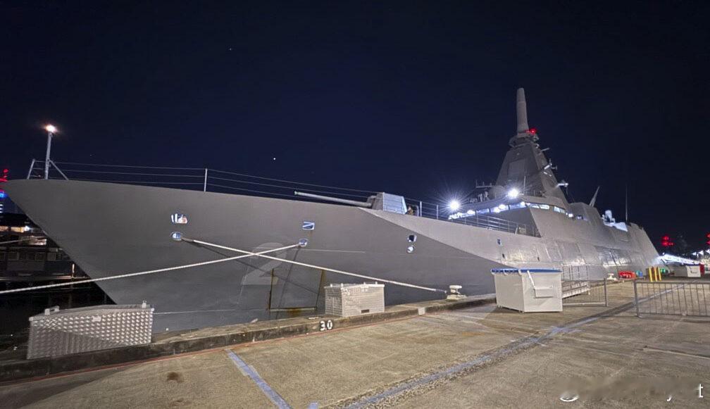 新西兰研究引进日本海上自卫队“最上”级护卫舰改进型方案海外新鲜事 新西兰国防部长