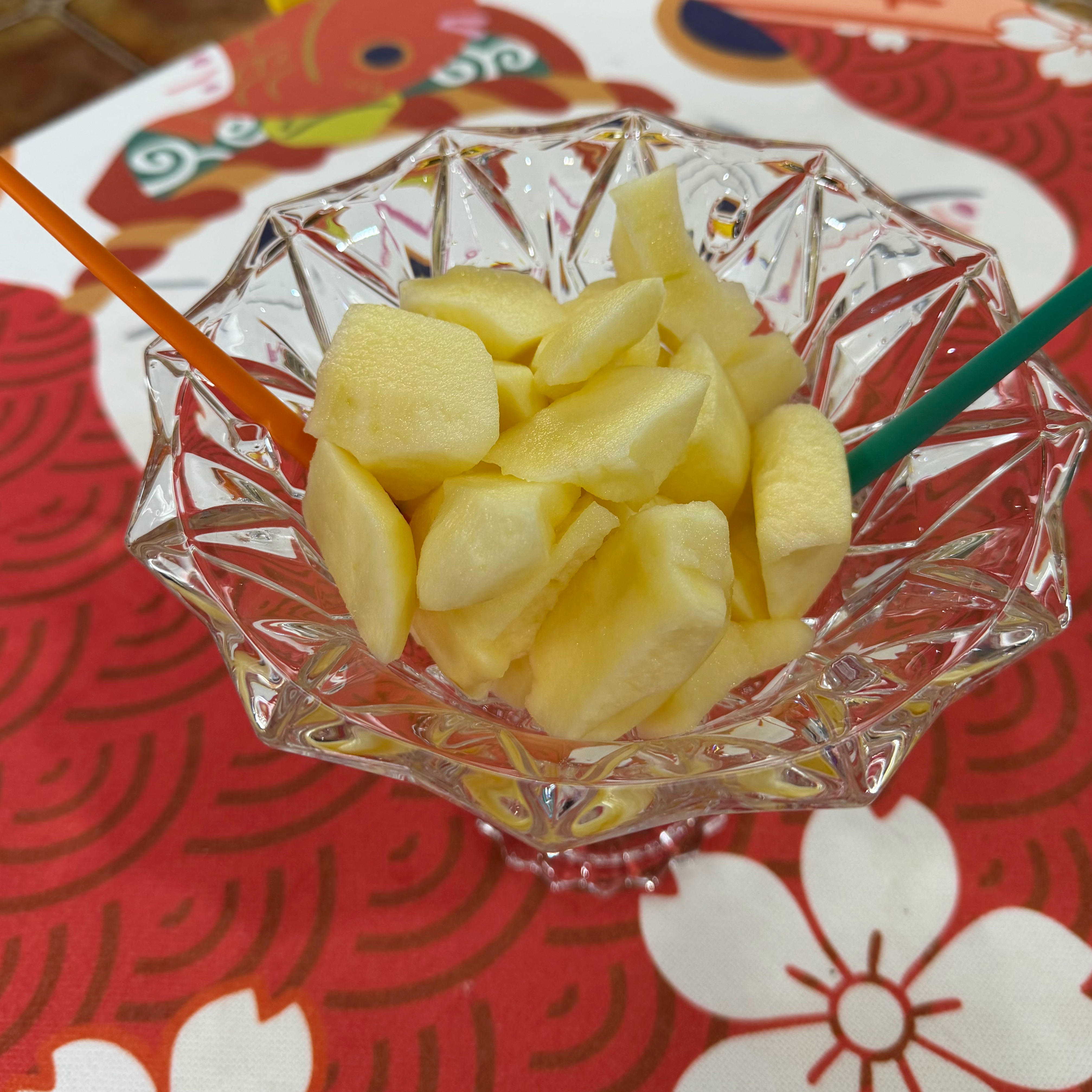 灵魂伴侣，同频共振。元初食品，小雏菊很新鲜，五支9.9元。 