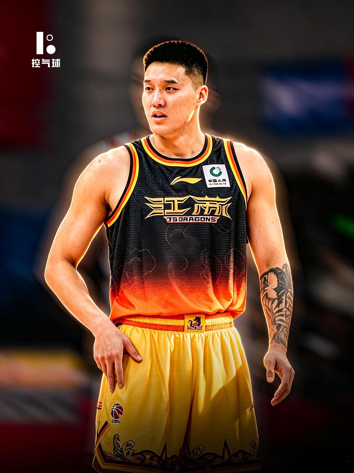 前广东、吉林内线曾繁日正式以一份多年 C 类合同加盟江苏肯帝亚男篮。上赛季吉林未