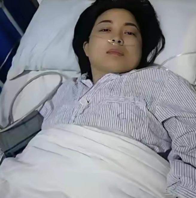 浙江一名48岁善良护工，8年来无偿照料一名与自己毫无血缘关系的植物人。本以为这份