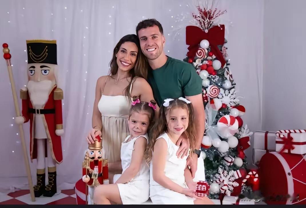 靠本事赚钱，无可厚非 [比心]