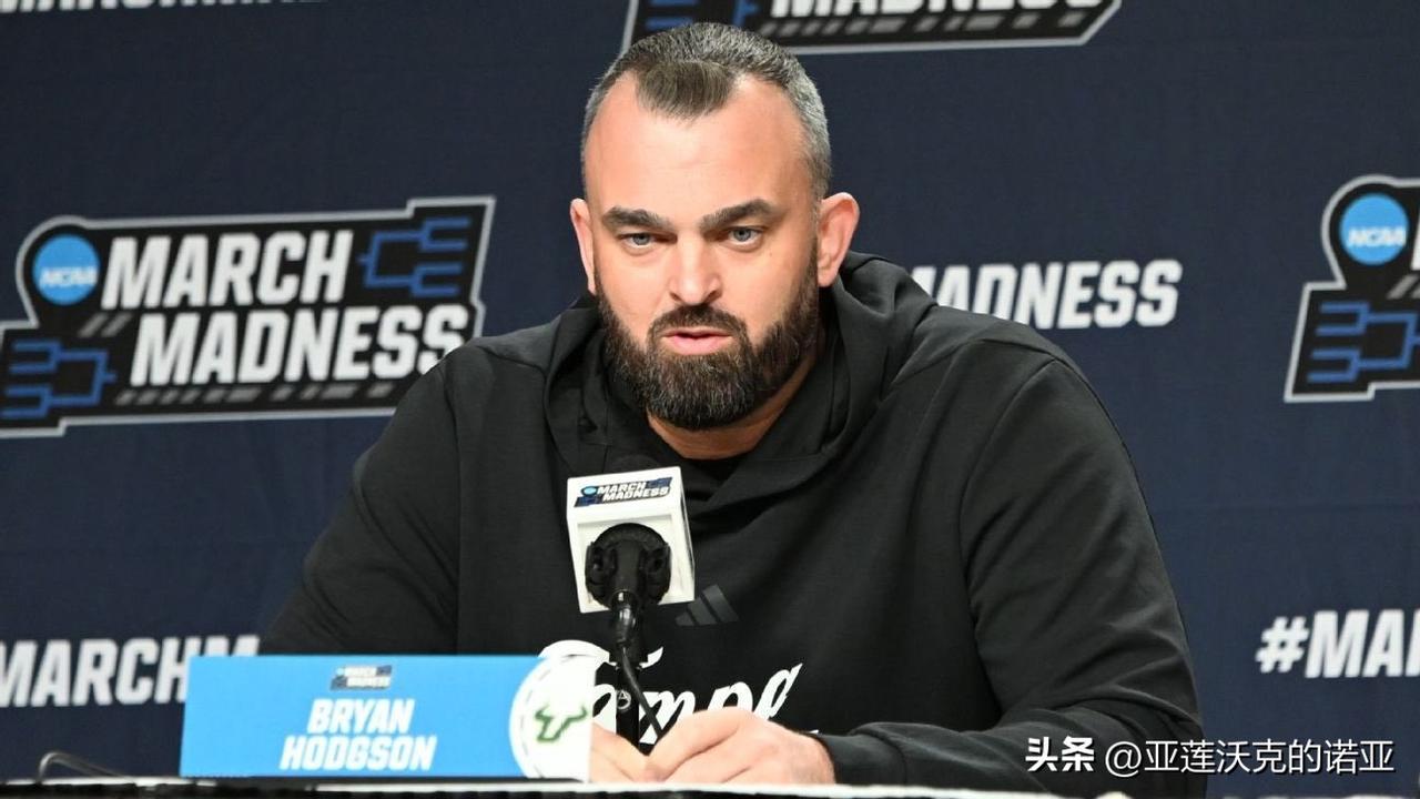 普罗维登斯大学将聘请Bryan Hodgson担任主帅，双方达成一份为期五年的合