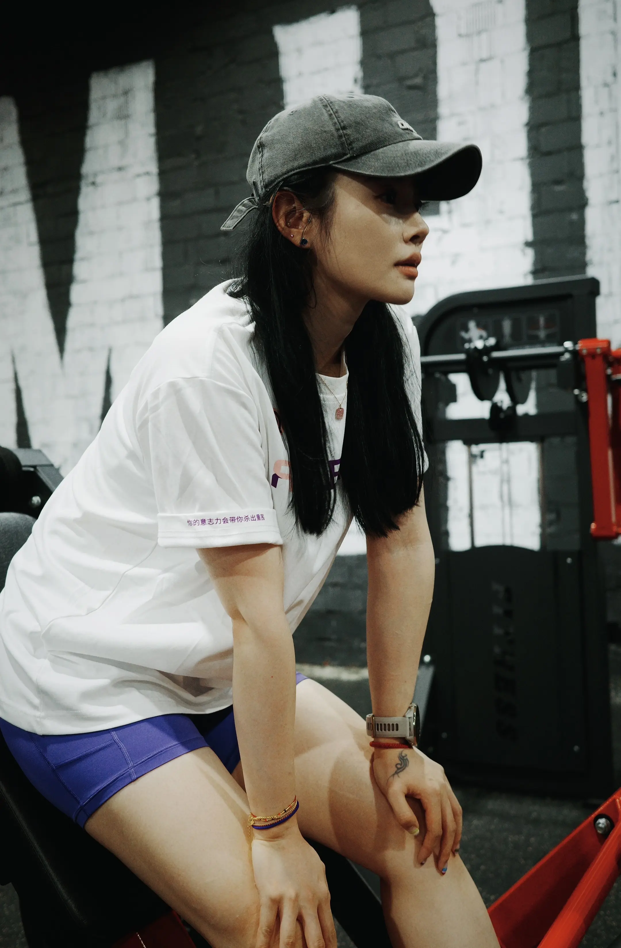 健壮的肌肉才能保护我想保护的人。