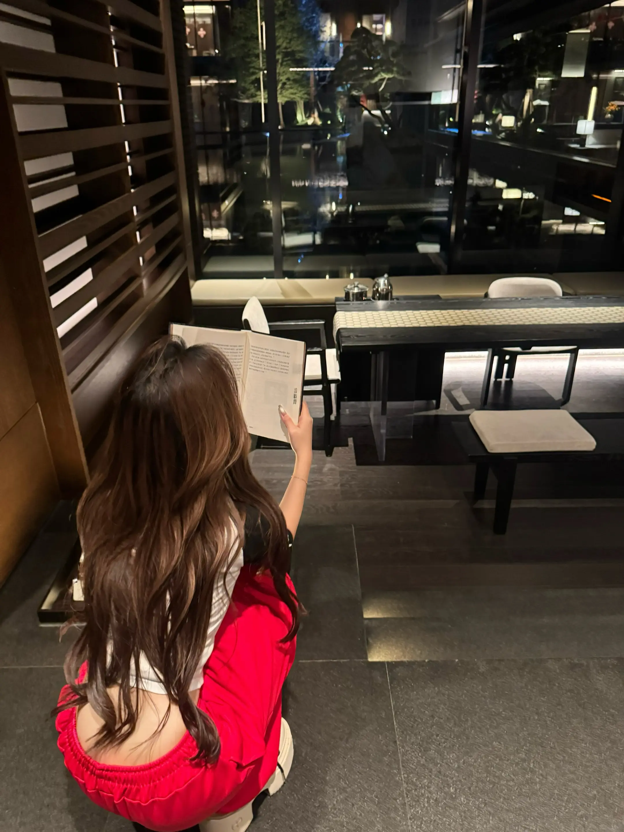 你再聪明点 就会知道我同你彻夜长谈和说说笑笑都是在转着弯说爱你