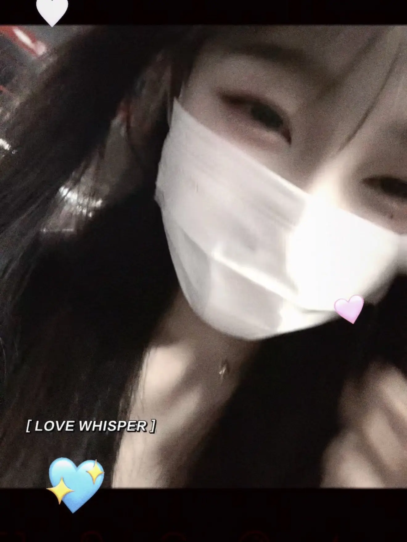你是谁家的小鬼 这么晚还没睡～