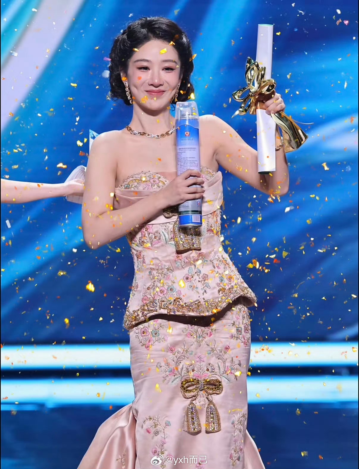 杨紫白玉兰视后恭喜🎉杨紫得偿所愿！ 