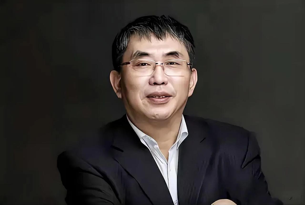 我们永远记得“棋圣”聂卫平在中日围棋擂台赛上的威武、霸气的英姿。
      聂