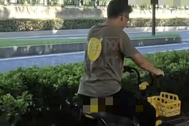 研究生教成年人骑车，两年狂赚27万！这冷门生意太香了
 
一个体育大学研究生，放