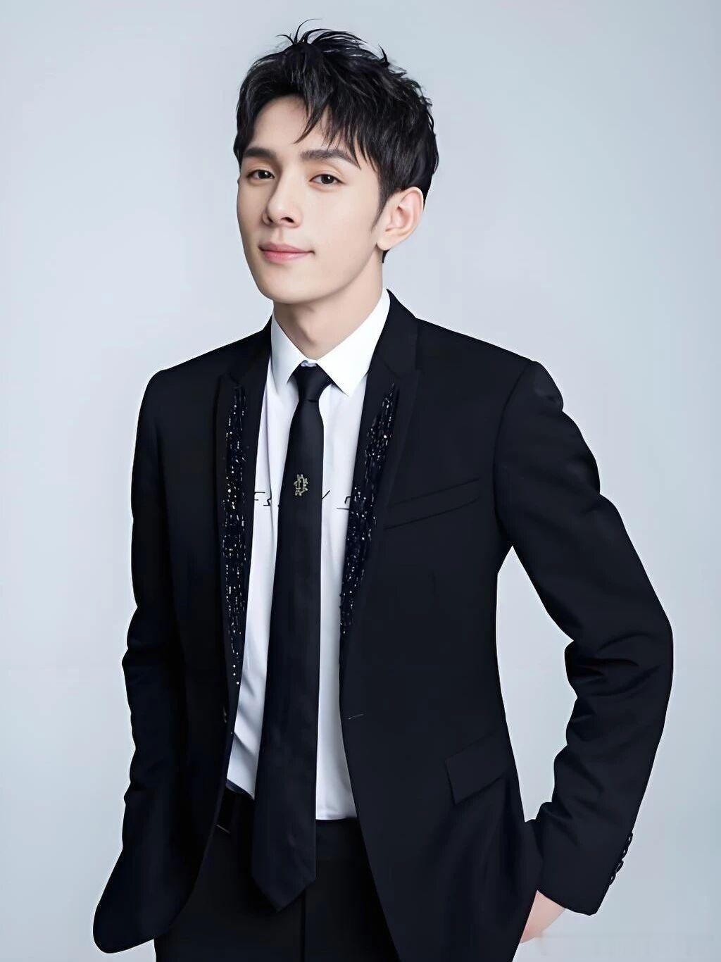 李佳琦做甲方做乙方都精彩李佳琦将真诚贯彻到极致，做甲方乙方都精彩！合伙人