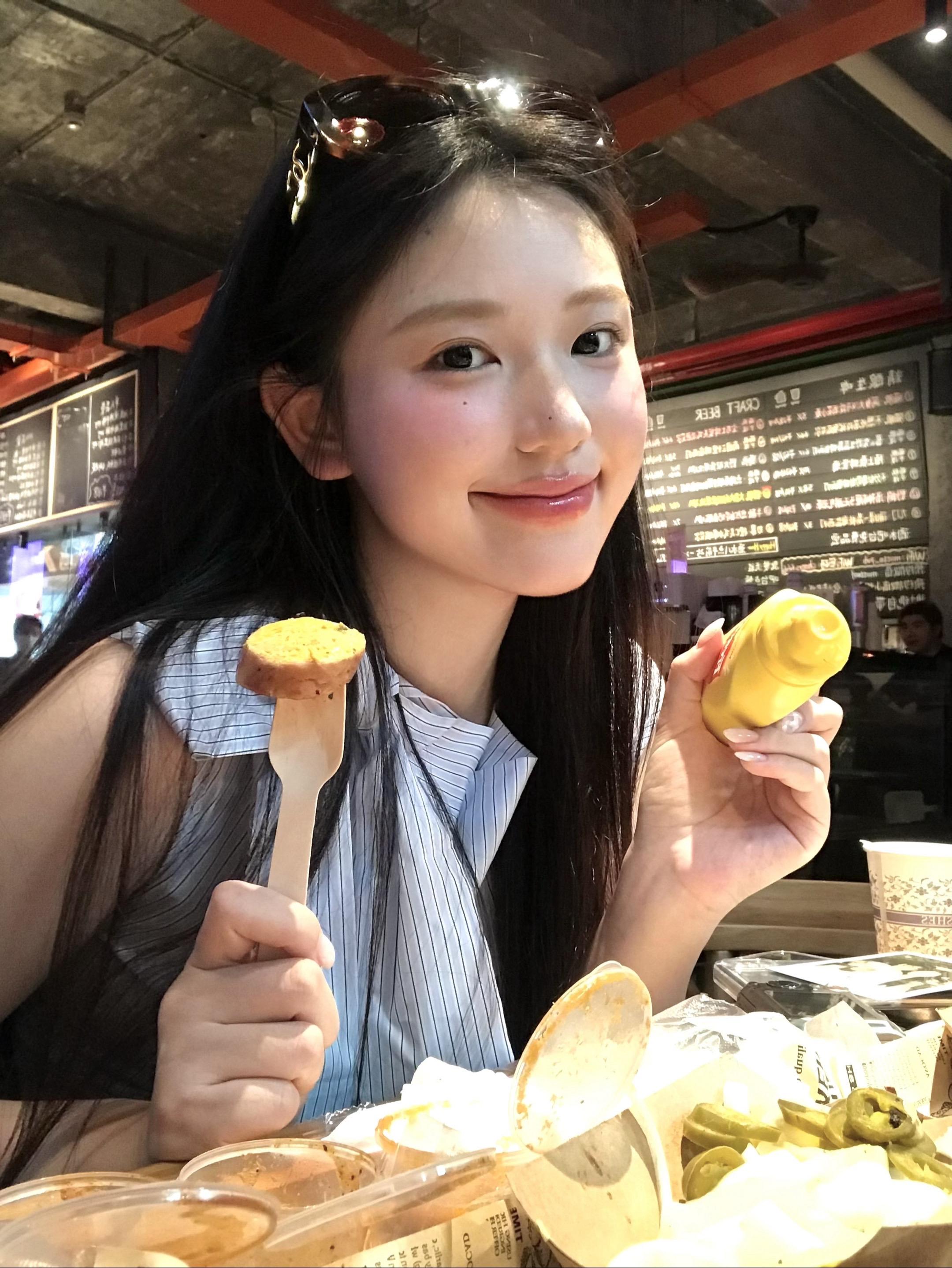 🍴。