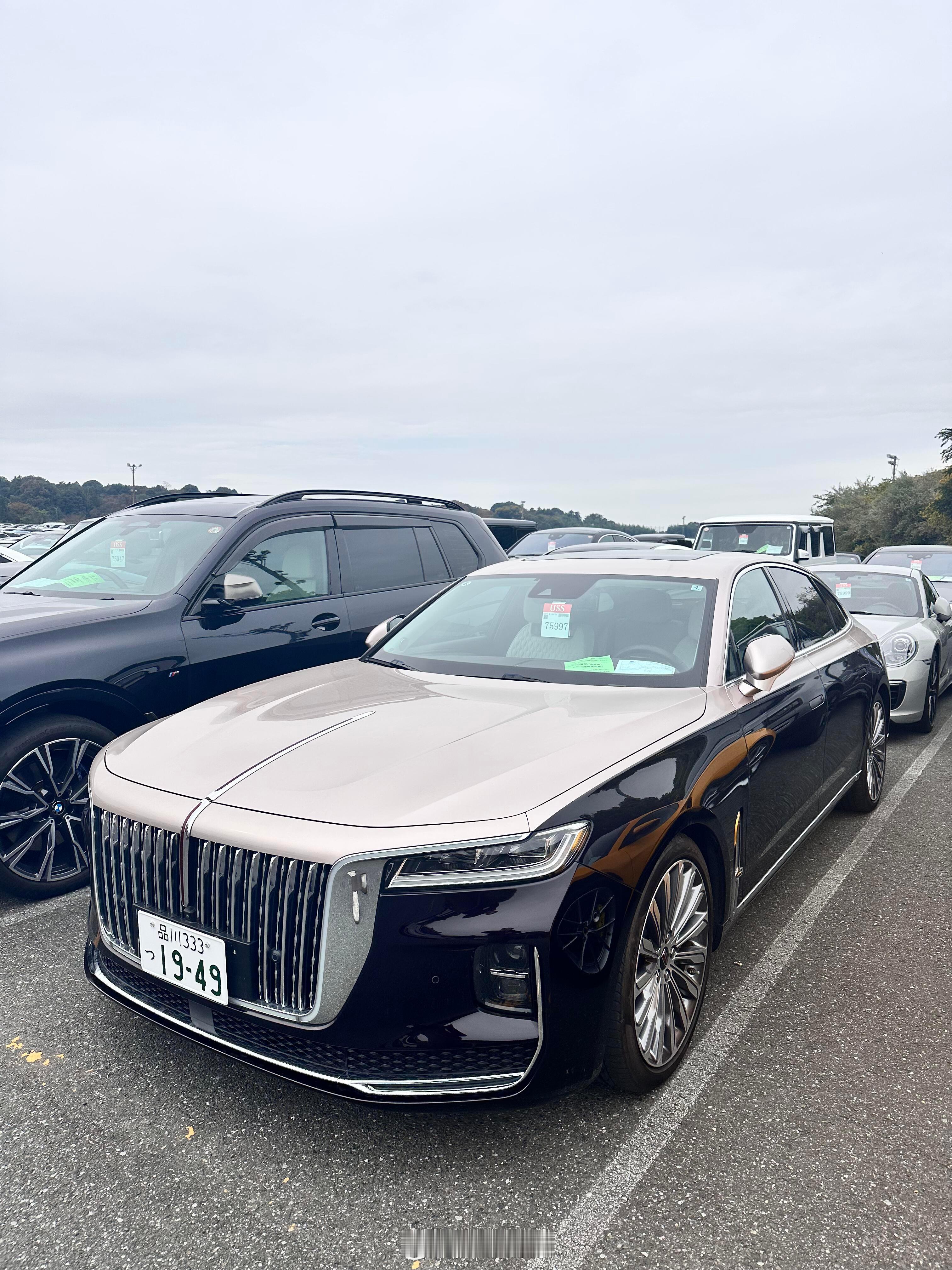 在日本，还是品川的车牌，真富贵。