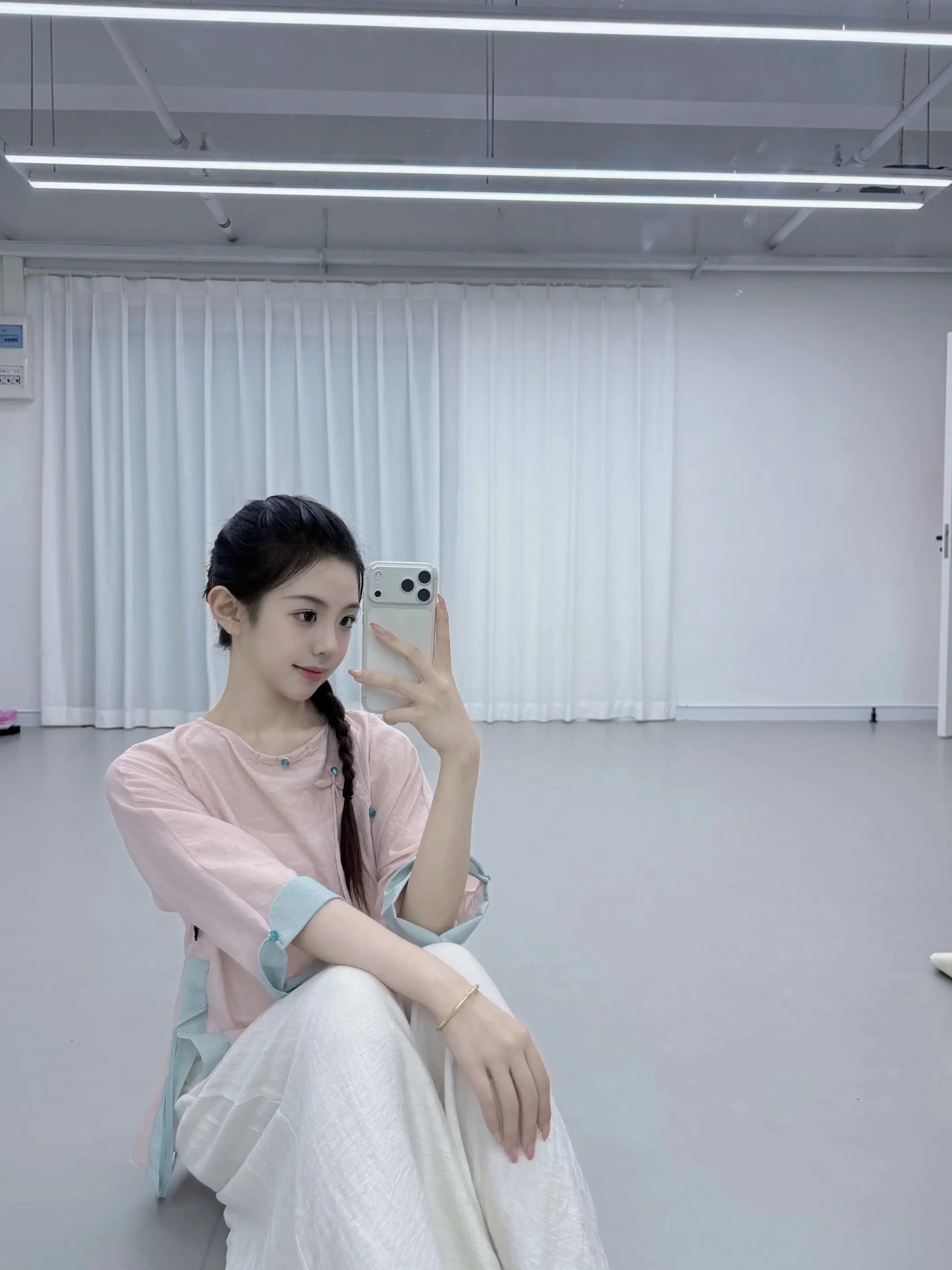 是阿嬷的情书还是阿妹的情书。