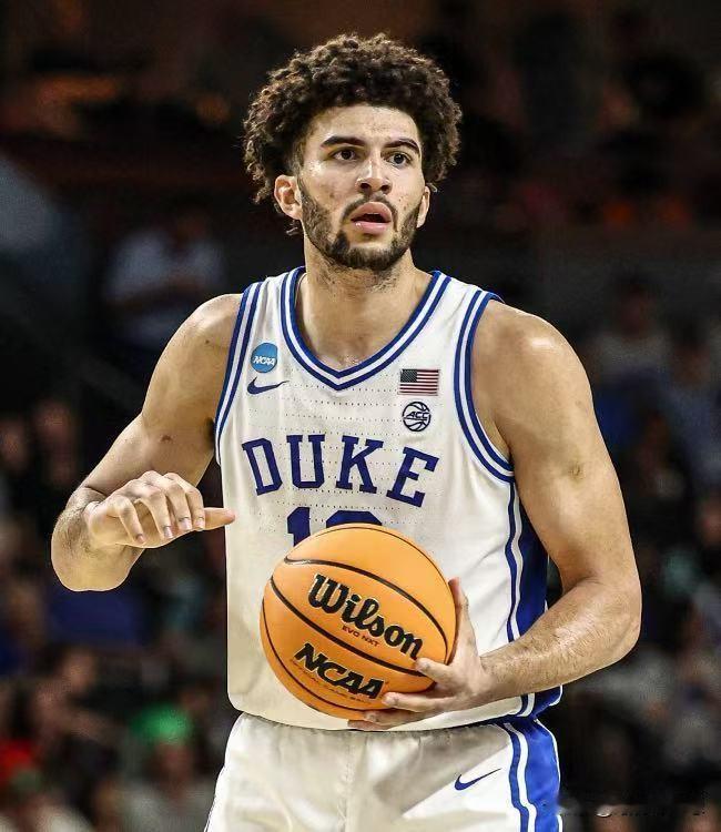 本赛季NBA目前表现最抢眼的五名新秀！你们都看好谁？

1. 卡梅隆·布泽尔（灰