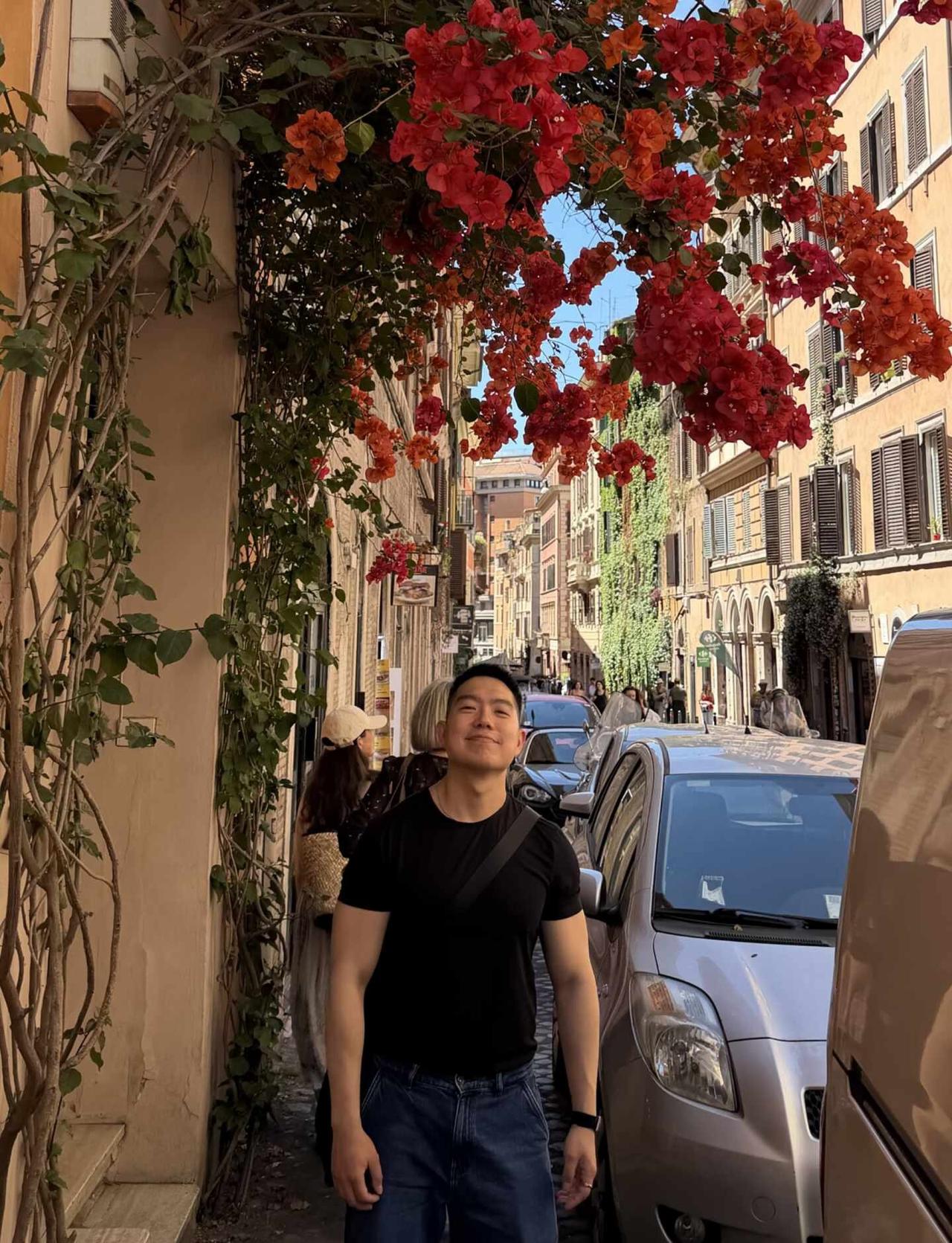 无聊的时候请你打个电话给我
只要你亲口告诉我
你比较喜欢吃新鲜牛肉
健身日常 见