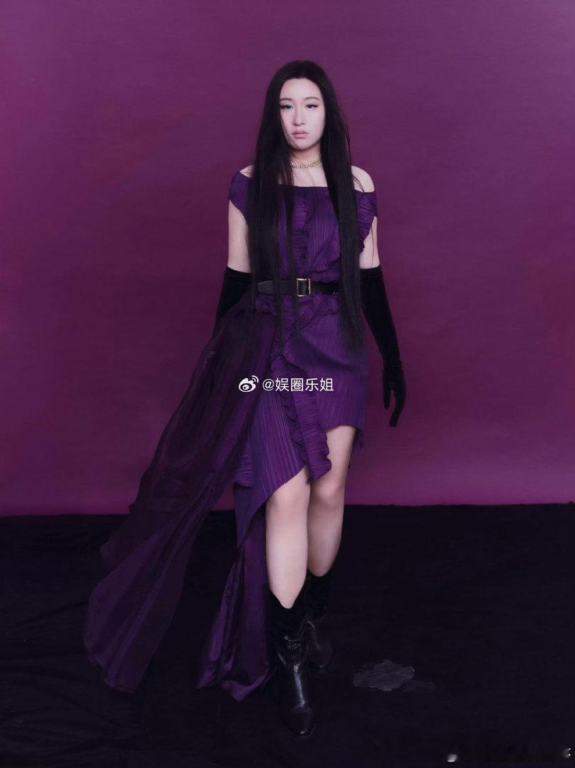 锤锤实力一直在线的，只是当初苦于没有音乐舞台才通过其他综艺的形式保持着有工作的状
