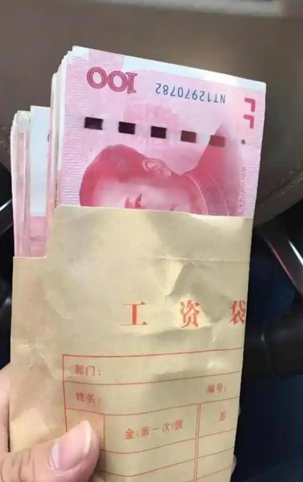 今天端午，本来只想着好好休息、吃粽子过节，没想到醒来收到最惊喜的礼物：我们事业单