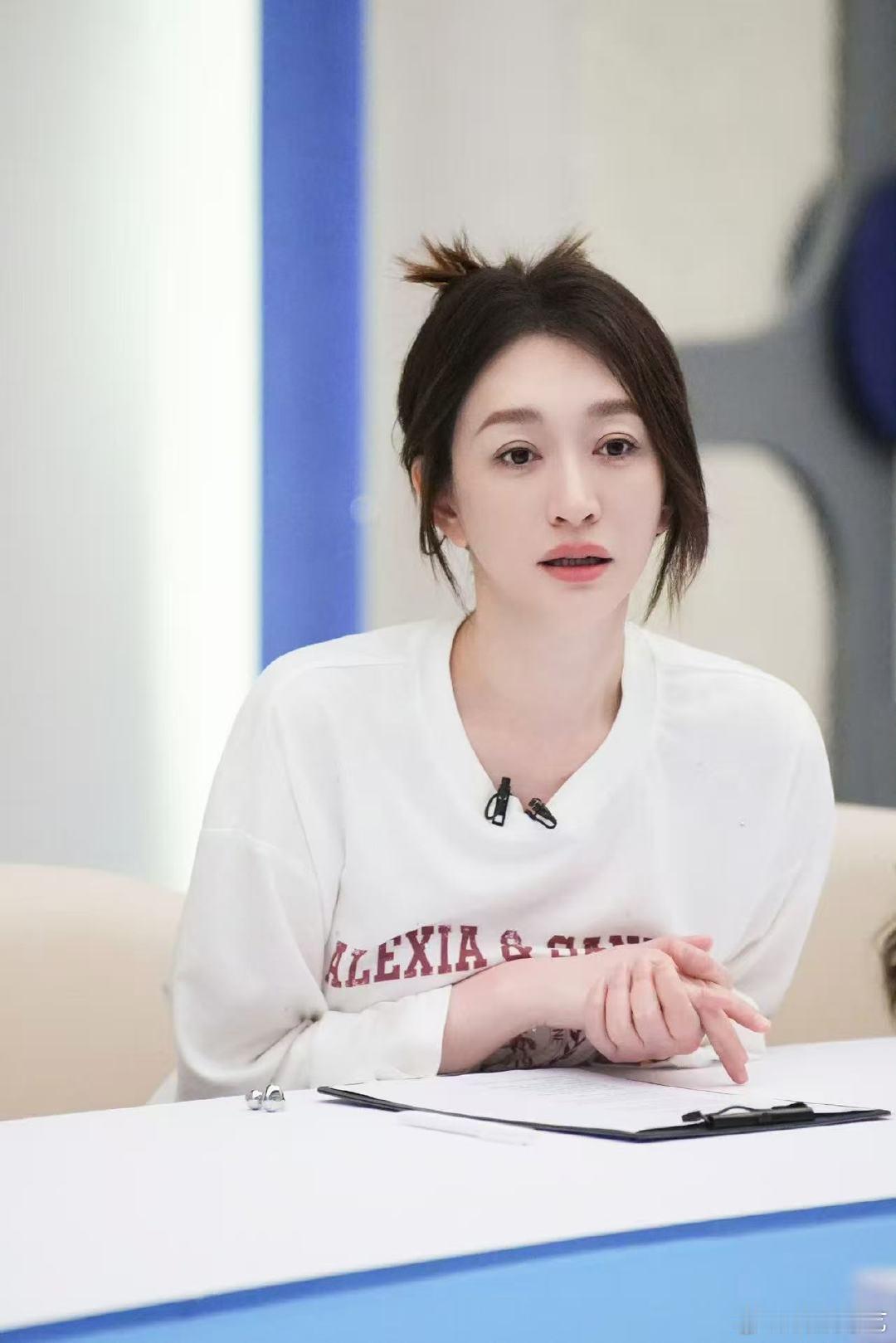 乘风2026三公歌单征集 乘风2026尊重每一首入选歌曲，只愿姐姐们自在舞台，绽